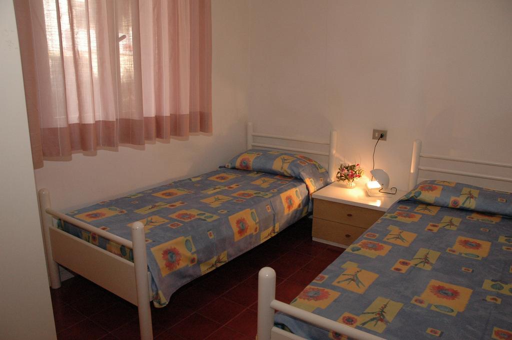Appartamenti Vacanza Albatros Λινιάνο Σαμπιαντόρο Εξωτερικό φωτογραφία